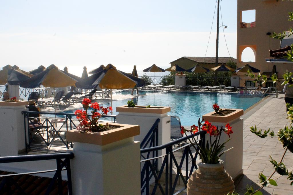Lido Sofia Apartments Айос-Гордіос Екстер'єр фото