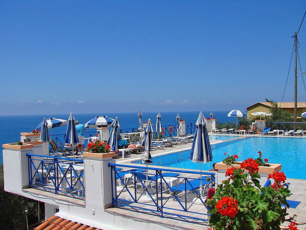 Lido Sofia Apartments Айос-Гордіос Екстер'єр фото