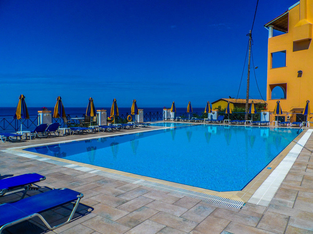 Lido Sofia Apartments Айос-Гордіос Екстер'єр фото
