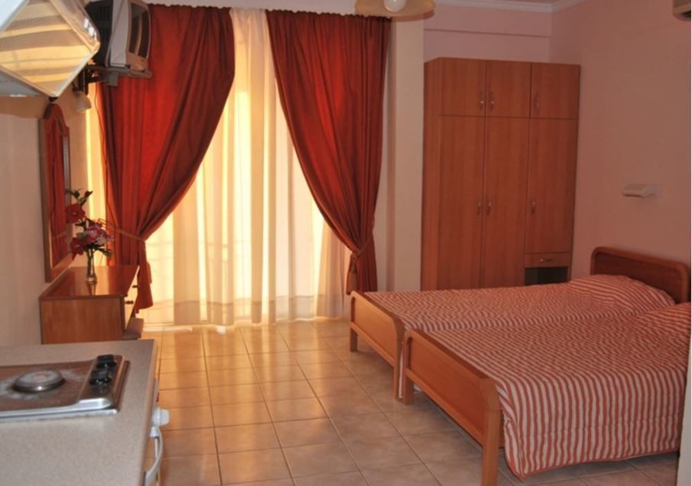 Lido Sofia Apartments Айос-Гордіос Екстер'єр фото