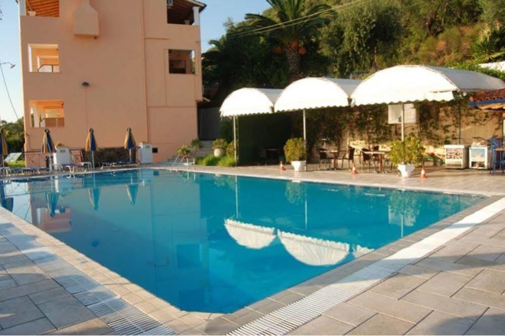 Lido Sofia Apartments Айос-Гордіос Екстер'єр фото